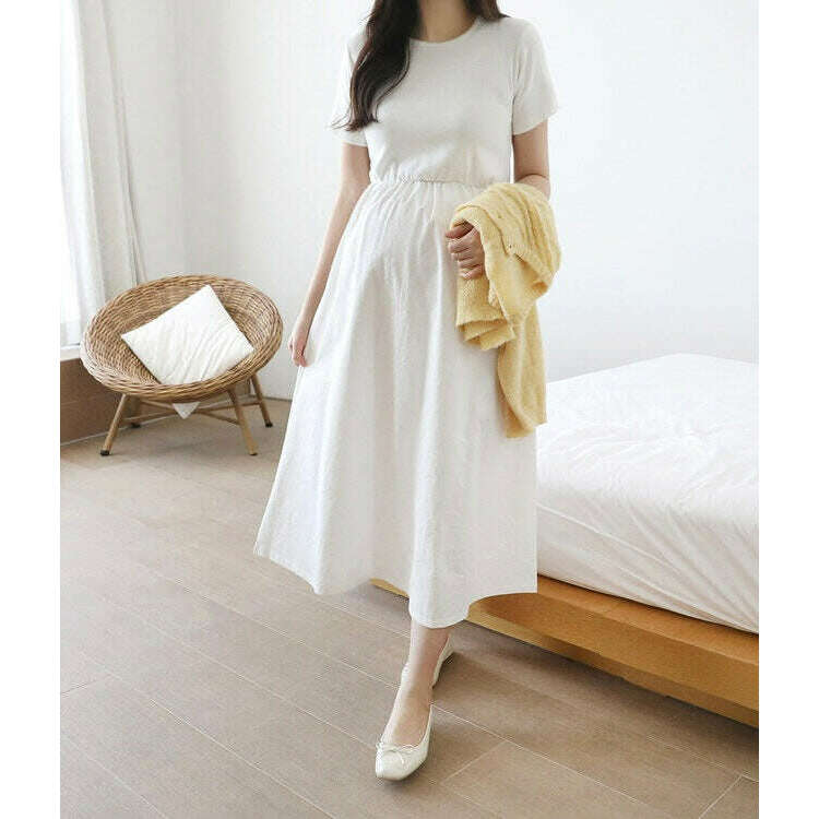 MUMMY.cc:短袖拼接簡約連身裙