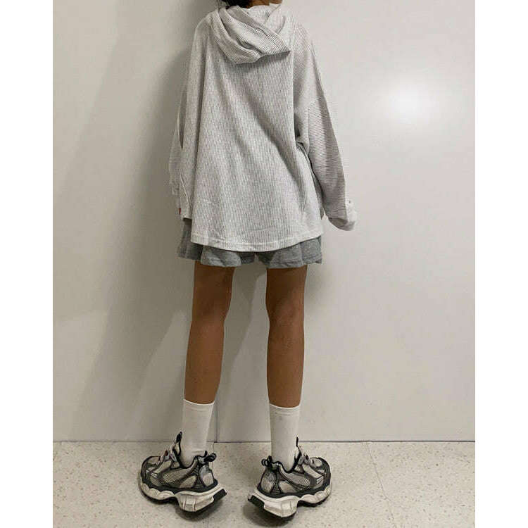 MUMMY.cc:寬鬆休閒連帽衛衣