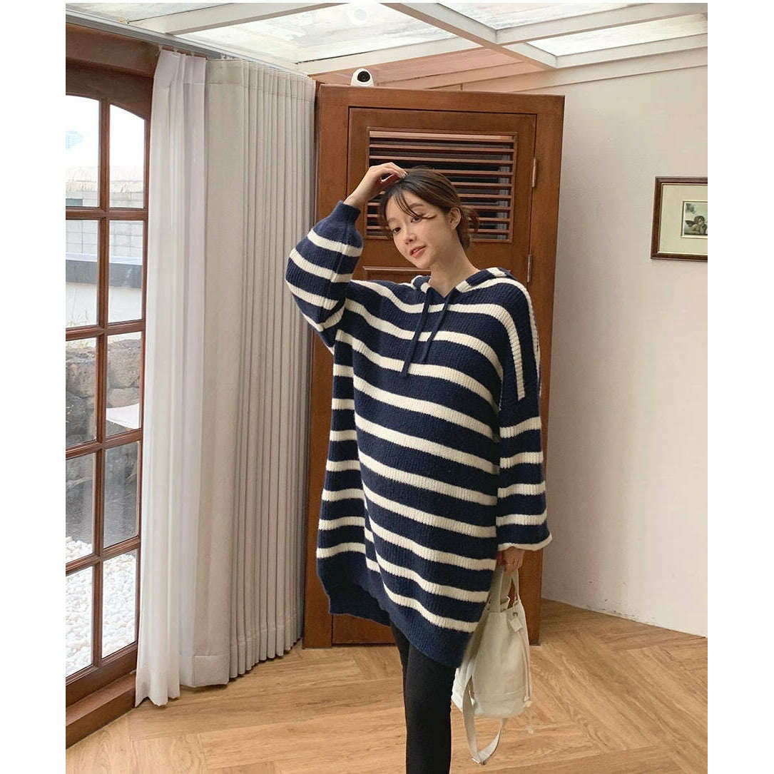 MUMMY.cc:Hood knit stripe casual one-piece