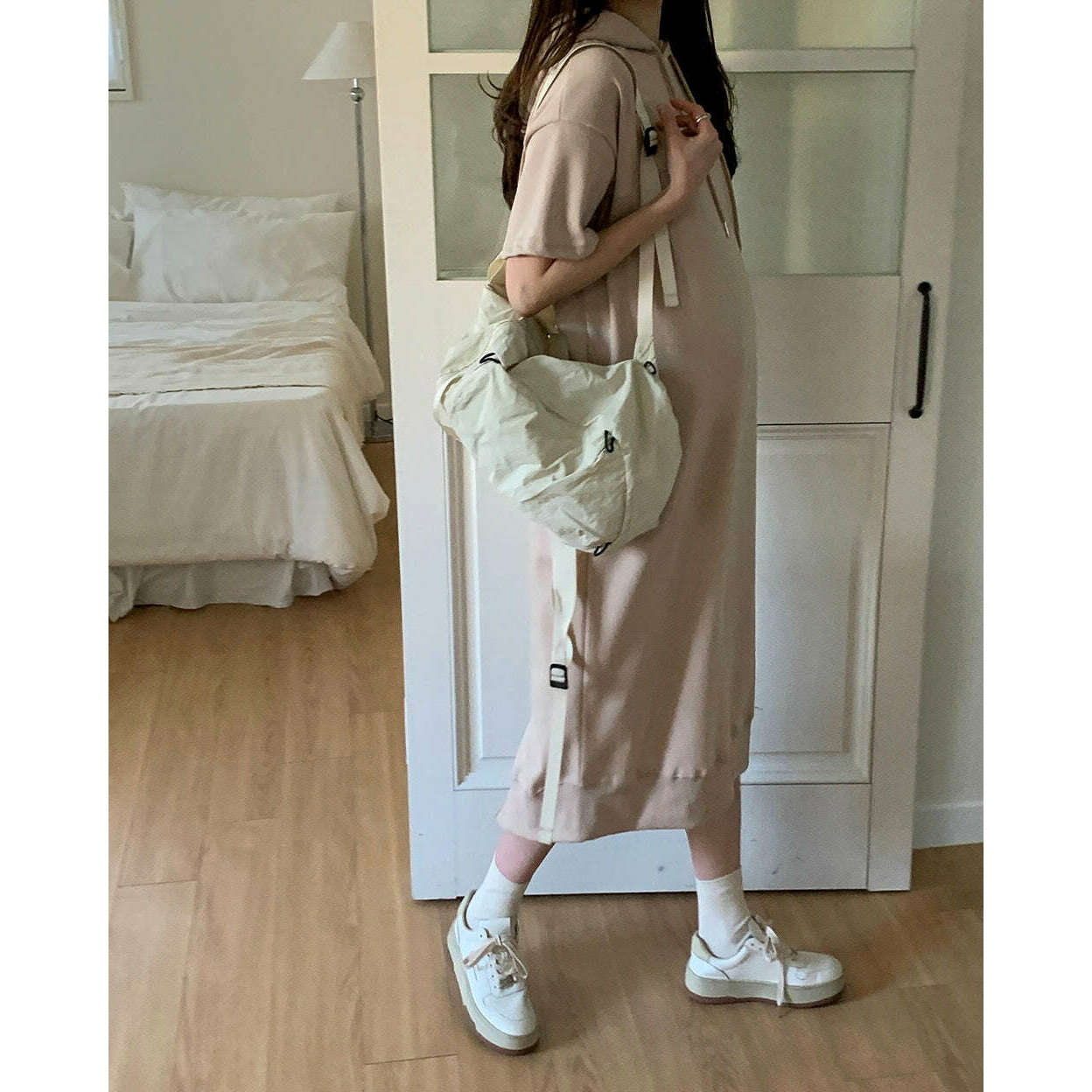 MUMMY.cc:Hood back slit dress