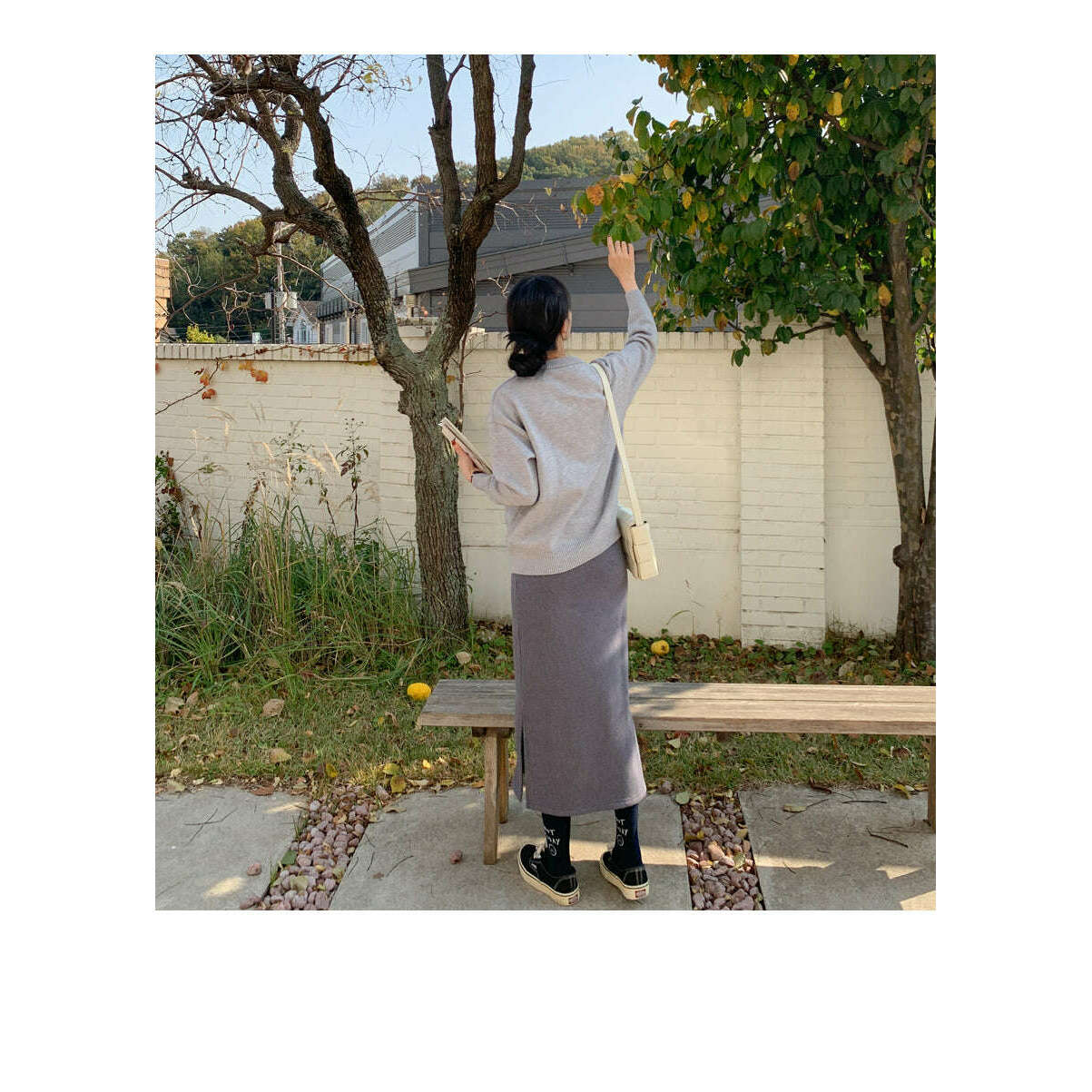 MUMMY.cc:孕婦中長兩側開衩半截裙