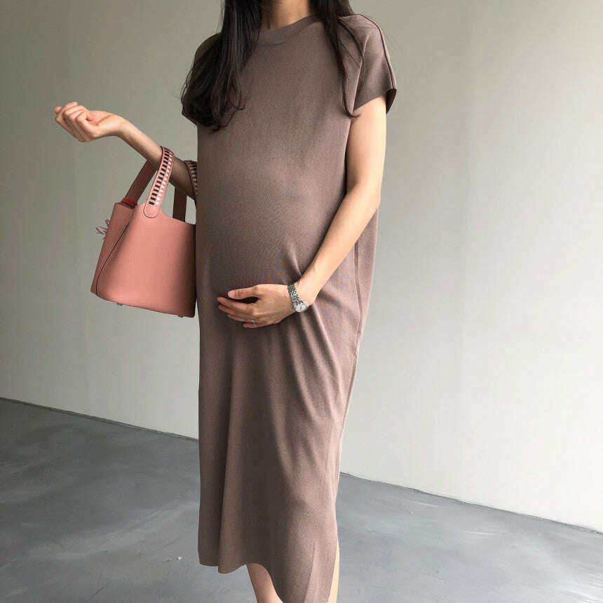 MUMMY.cc:純色圓領夏季針織側開衩連身裙