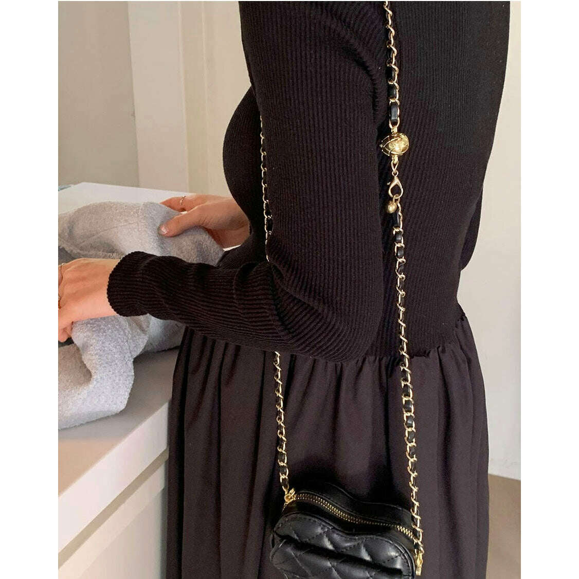 MUMMY.cc:秋季孕婦心領百搭連身裙