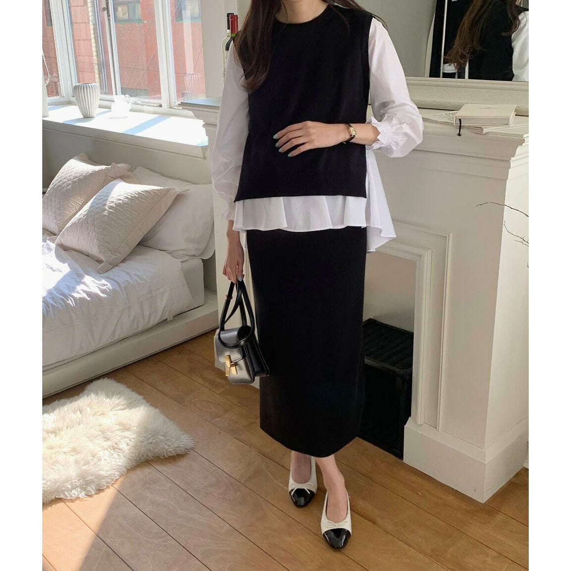 MUMMY.cc:荷葉邊長袖襯衫後開衩針織套裝