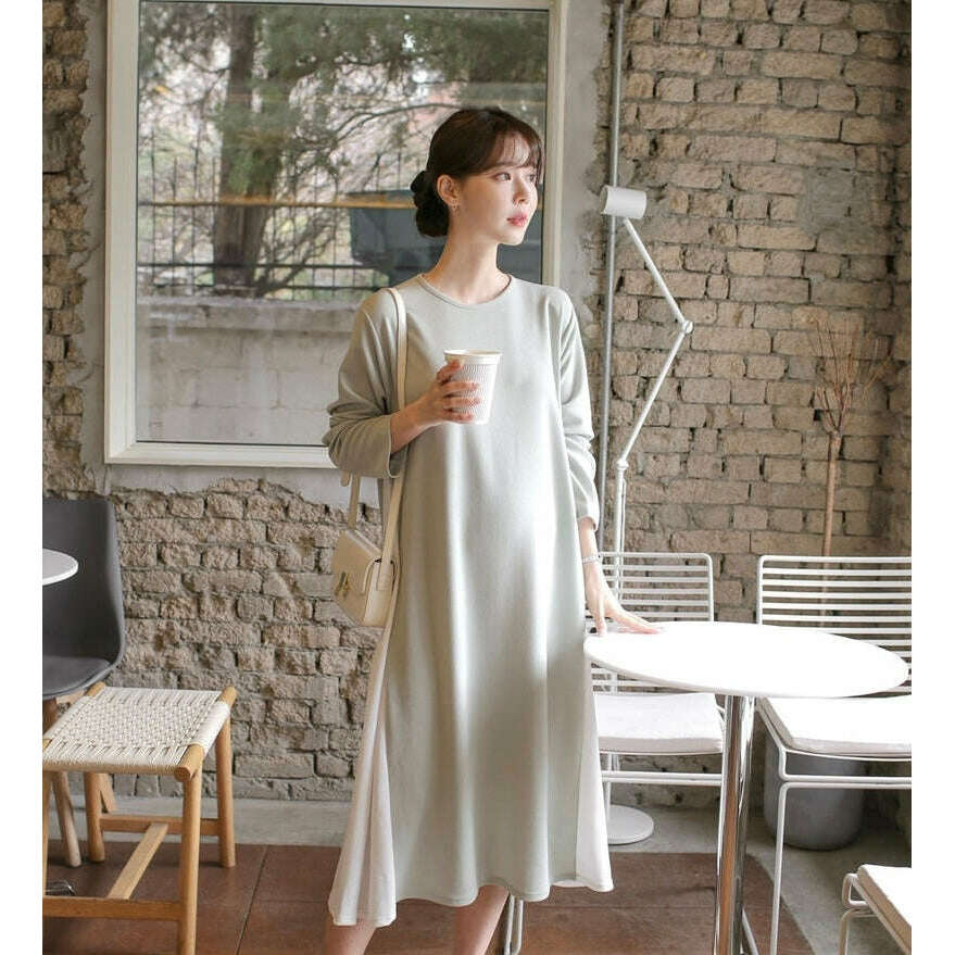 MUMMY.cc:拼色A字無皺連身裙