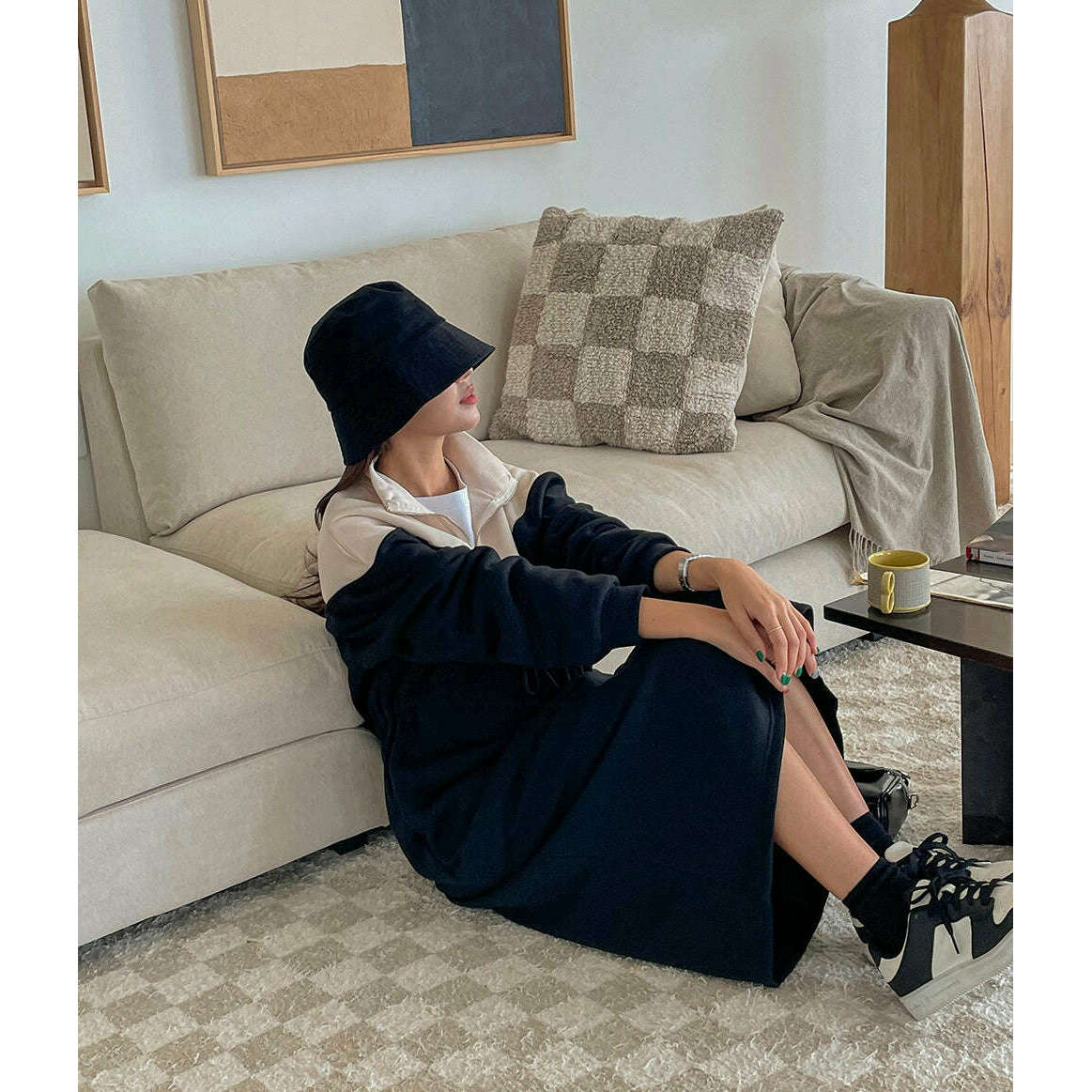 MUMMY.cc:拼色半拉鏈腰繩內絨連身裙