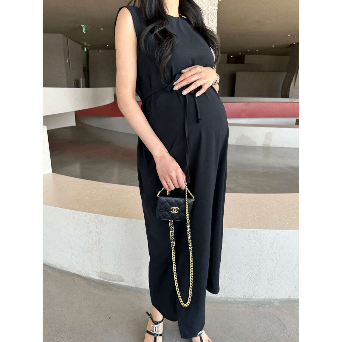MUMMY.cc:大方背心柔滑腰帶連身裙