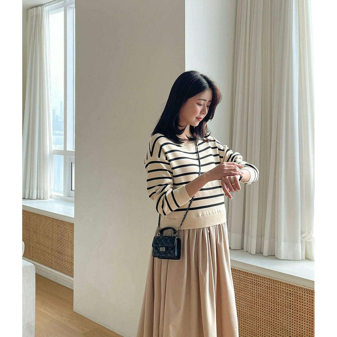 MUMMY.cc:條紋拼接假兩件連身裙