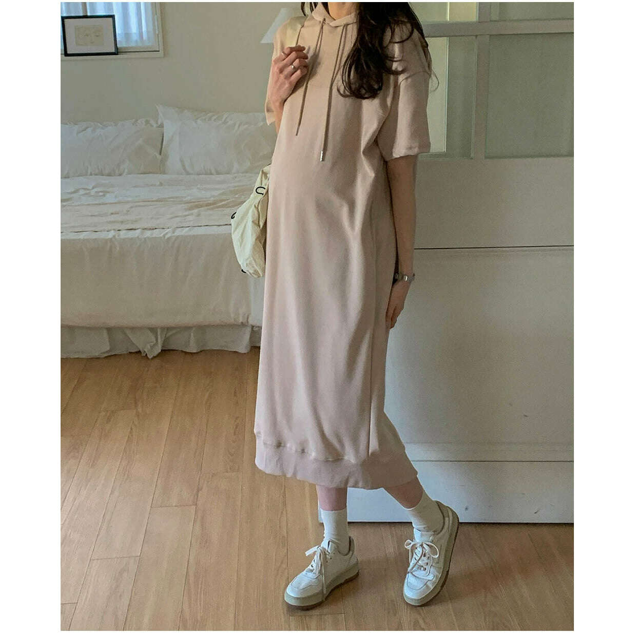 MUMMY.cc:Hood back slit dress