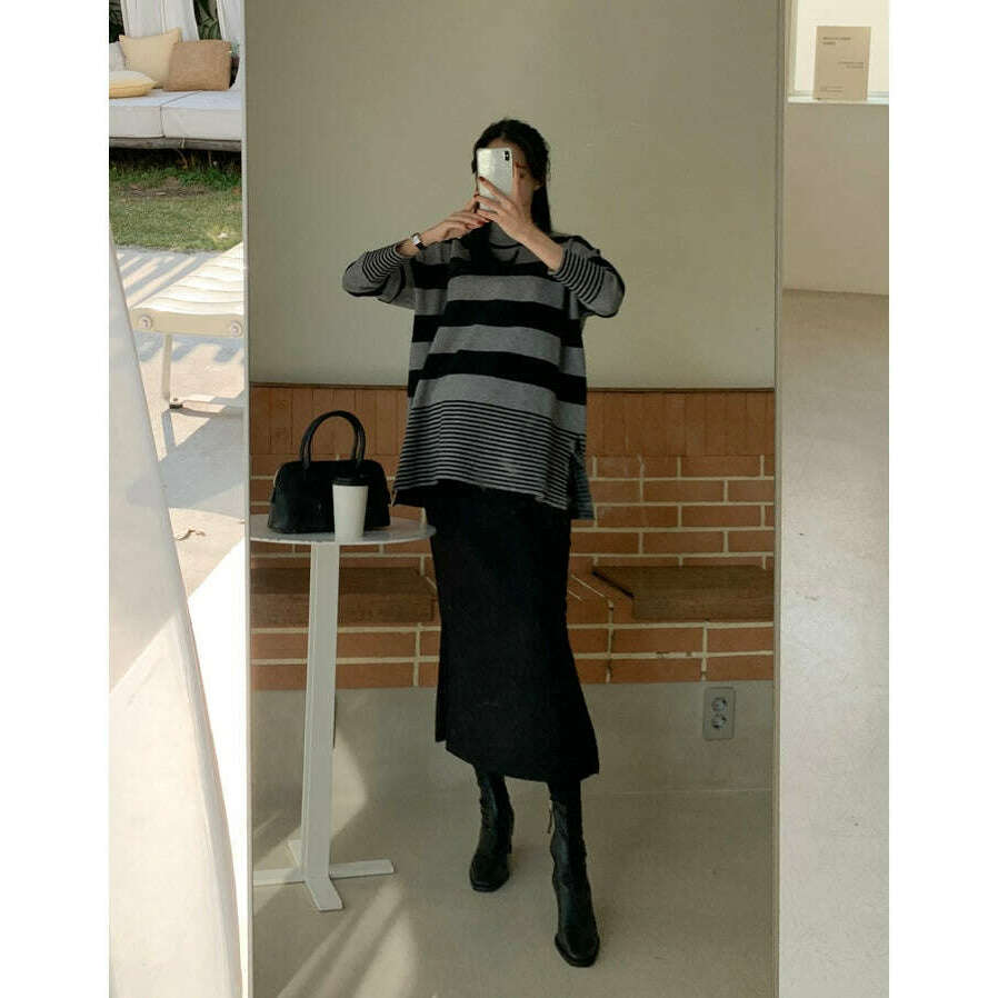 MUMMY.cc:孕婦中長兩側開衩半截裙