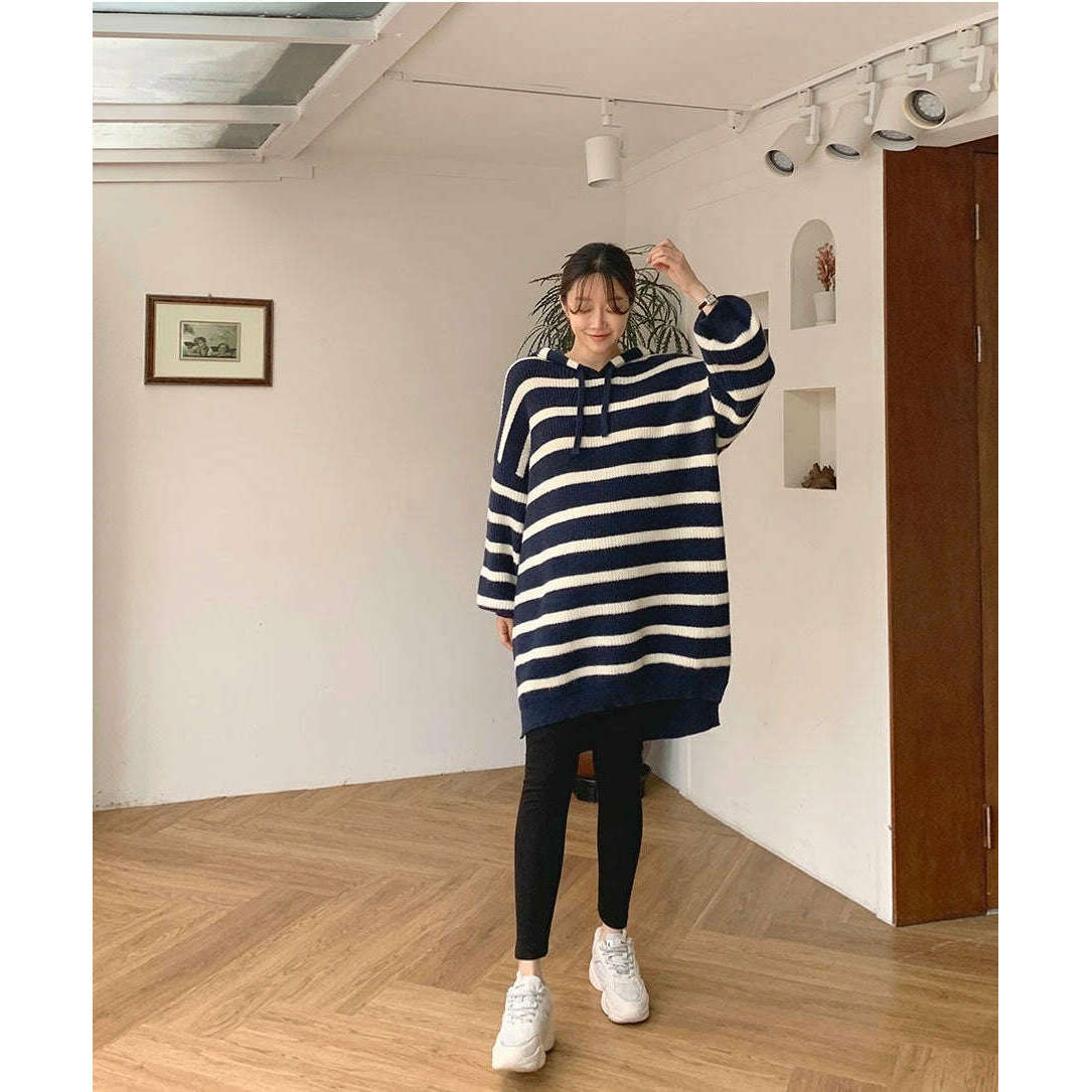 MUMMY.cc:Hood knit stripe casual one-piece