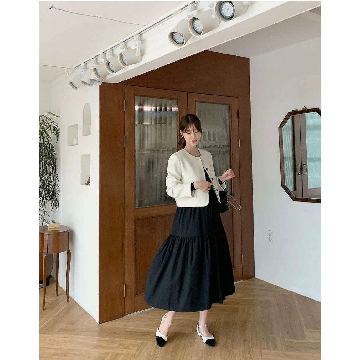 MUMMY.cc:單露肩長袖層層連身裙