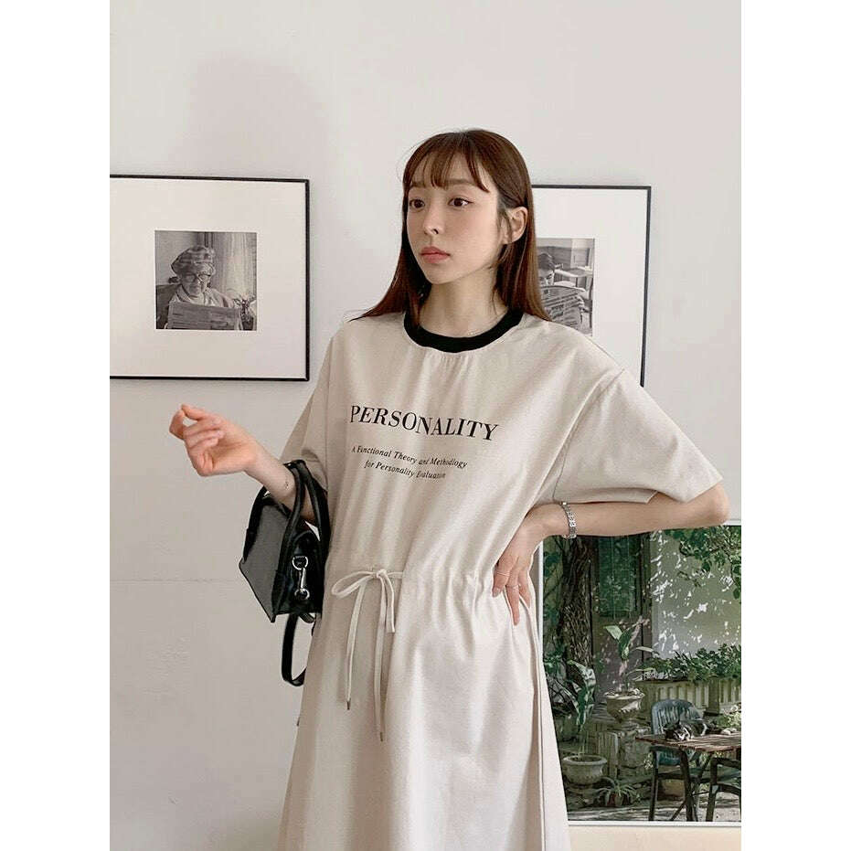 MUMMY.cc:拼色圓領抽繩綁帶短袖連身裙