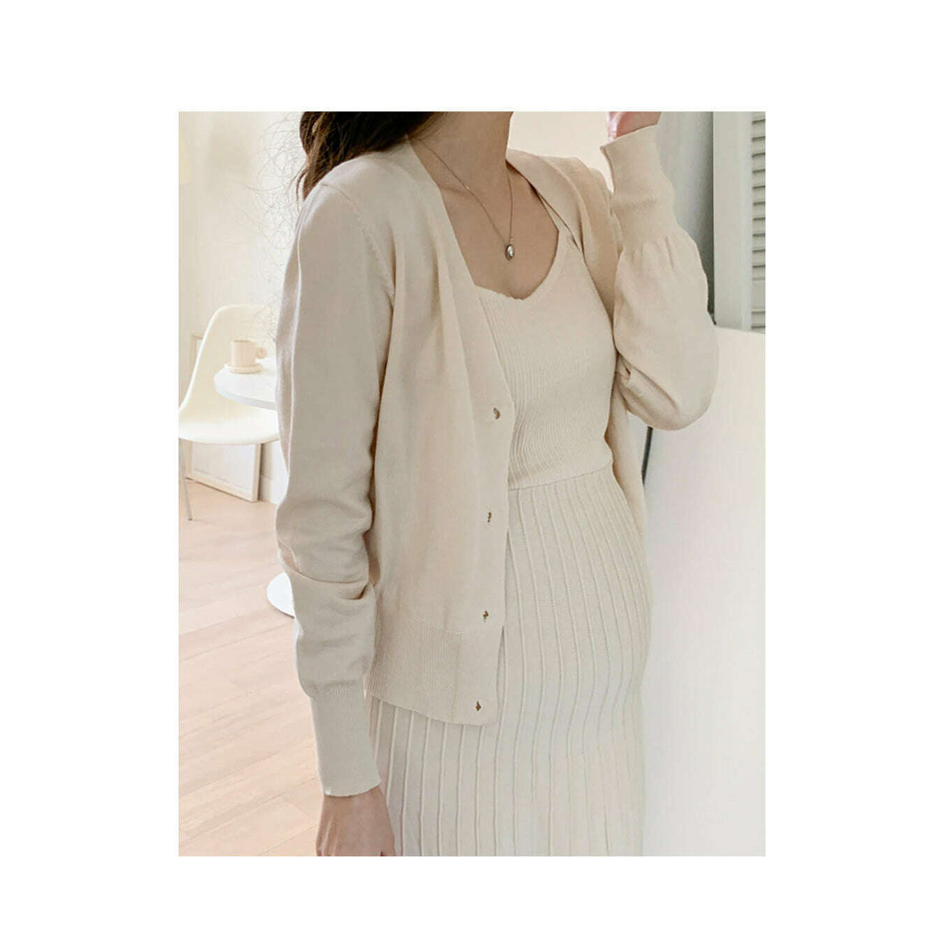 MUMMY.cc:Vanilla sleeveless set ops