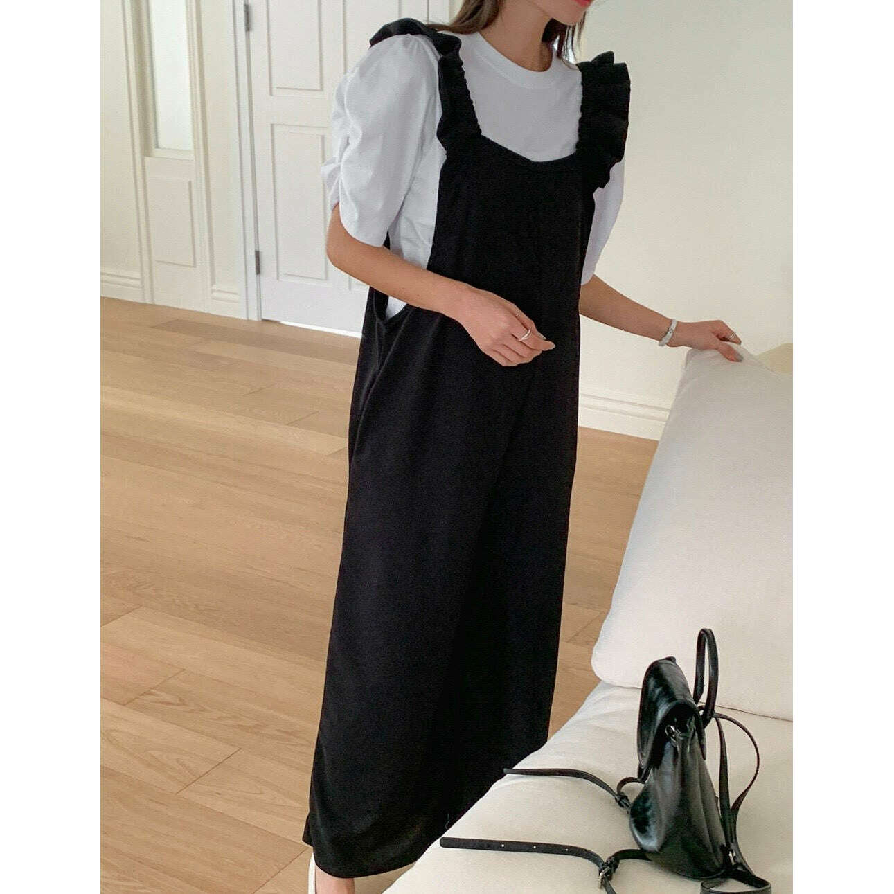 MUMMY.cc:孕婦荷葉肩帶Jumpsuit