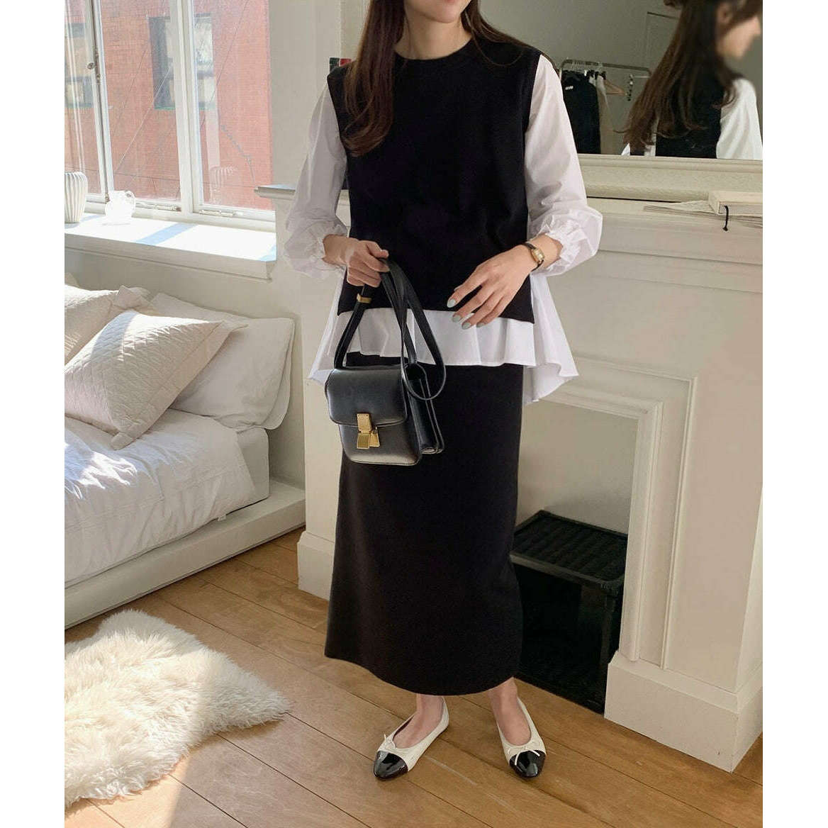 MUMMY.cc:荷葉邊長袖襯衫後開衩針織套裝