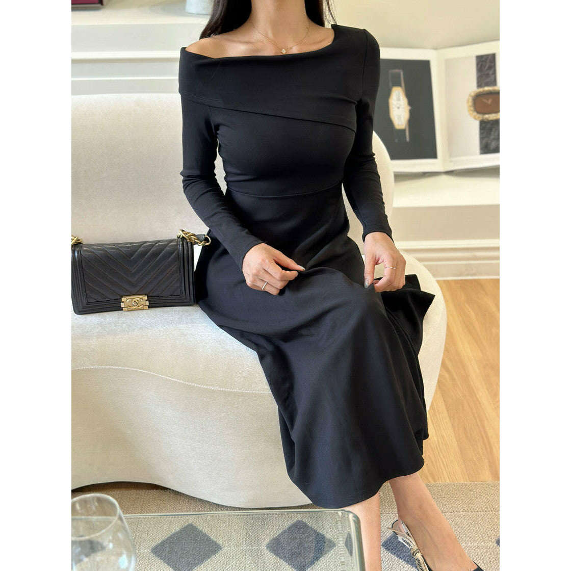 MUMMY.cc:法式氣質修身一字肩連身裙