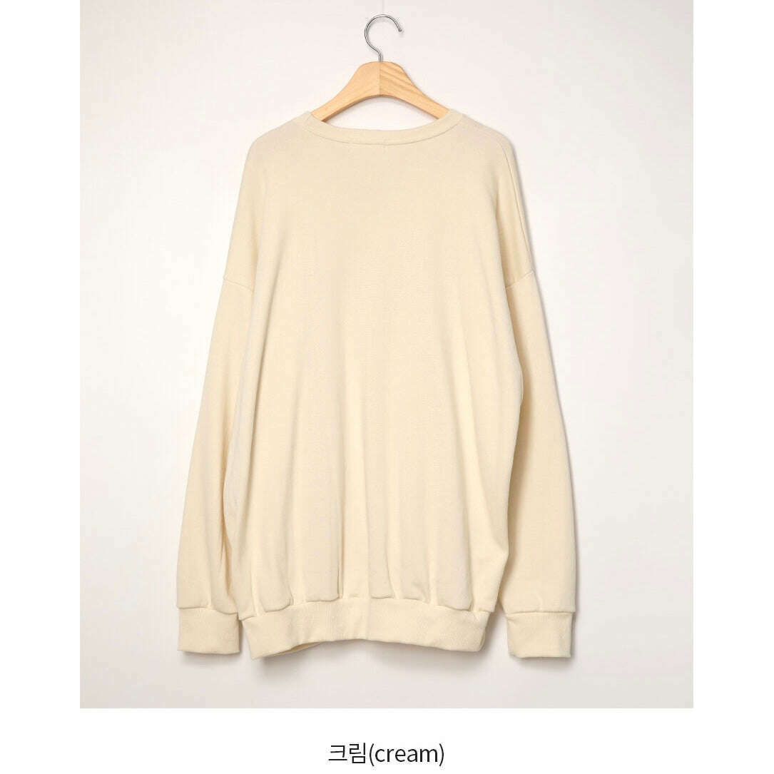 MUMMY.cc:Wisconsin loose fit sweater