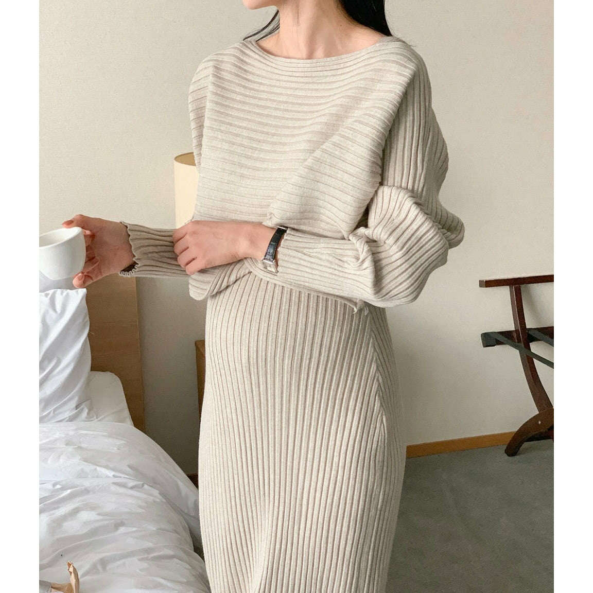 MUMMY.cc:針織吊帶V領連身裙兩件套