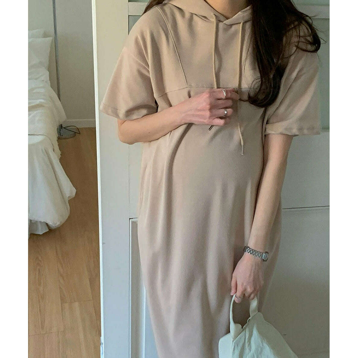 MUMMY.cc:Hood back slit dress