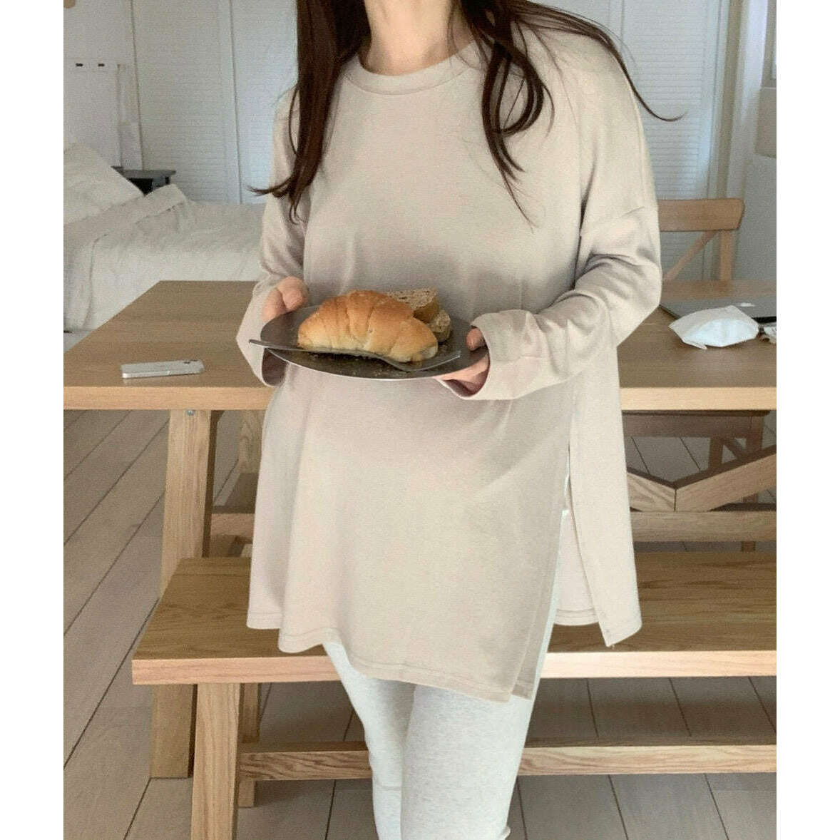 MUMMY.cc:孕婦純色側開叉長袖Tee