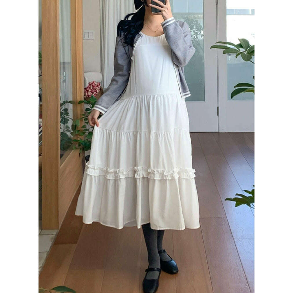 MUMMY.cc:甜美荷葉邊吊帶連身裙