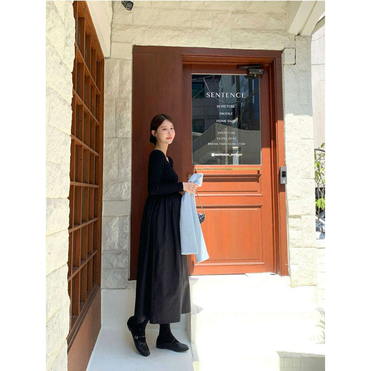 MUMMY.cc:秋季孕婦心領百搭連身裙