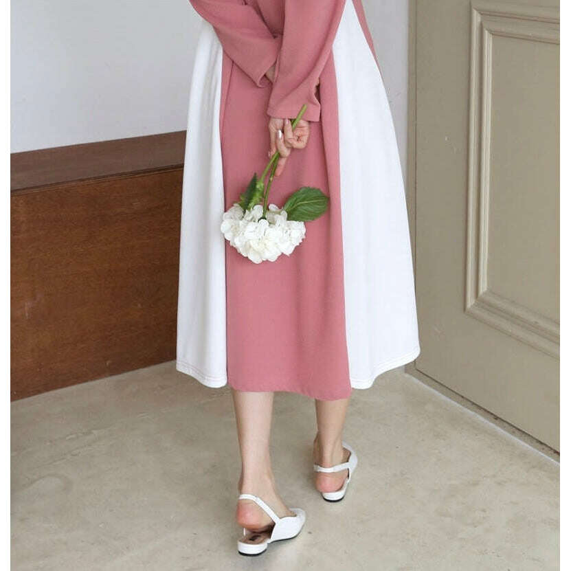 MUMMY.cc:拼色A字無皺連身裙