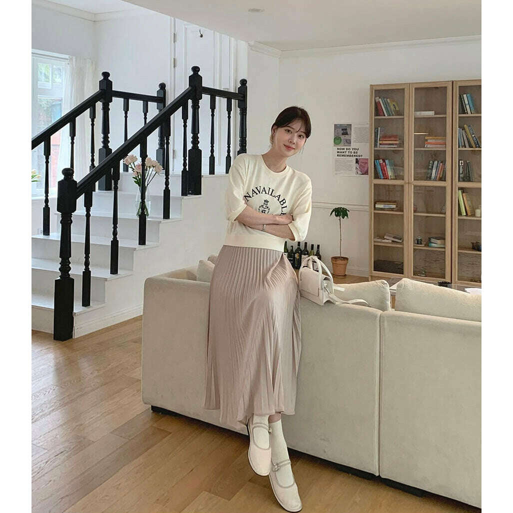 MUMMY.cc:春季新款中袖印花百褶連身裙
