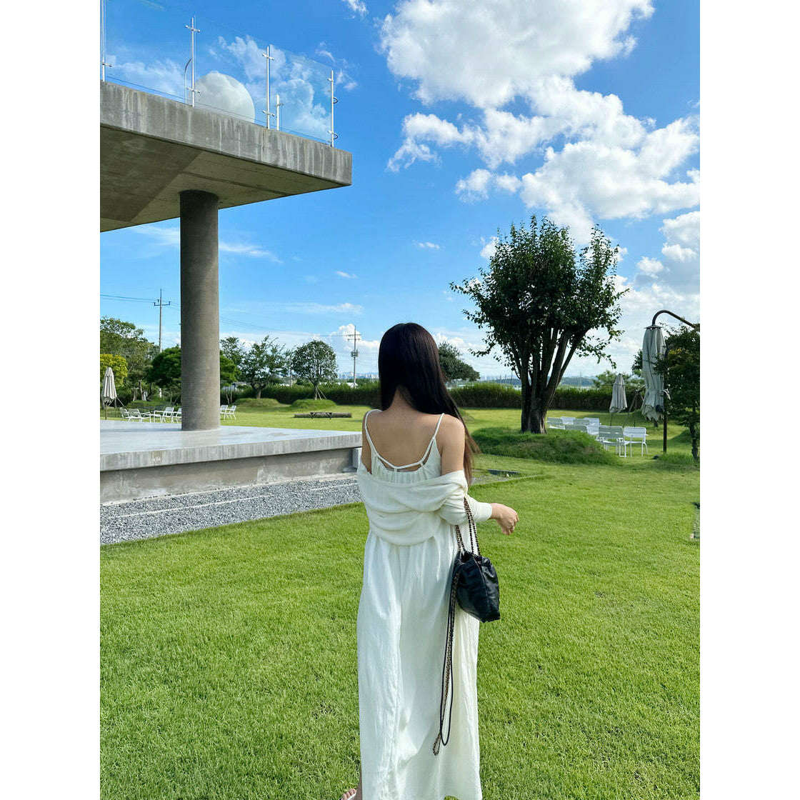 MUMMY.cc:吊帶度假風連身裙