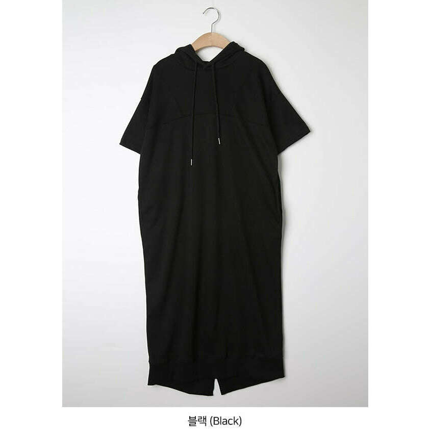 MUMMY.cc:Hood back slit dress