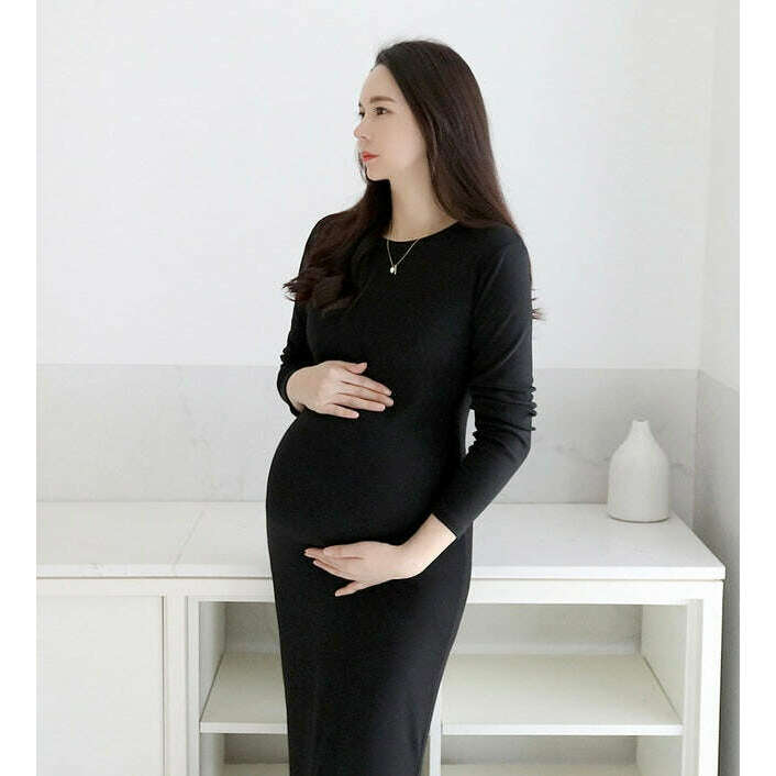 MUMMY.cc:長袖簡約修身連身裙