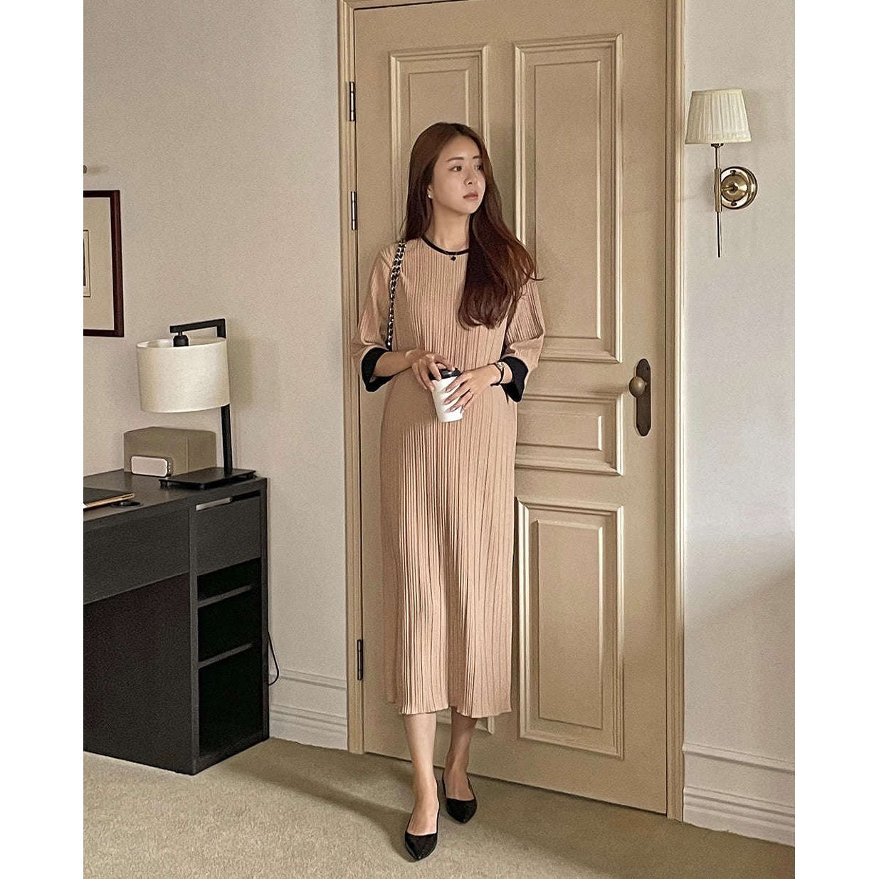 MUMMY.cc:中袖垂感優雅孕婦裙