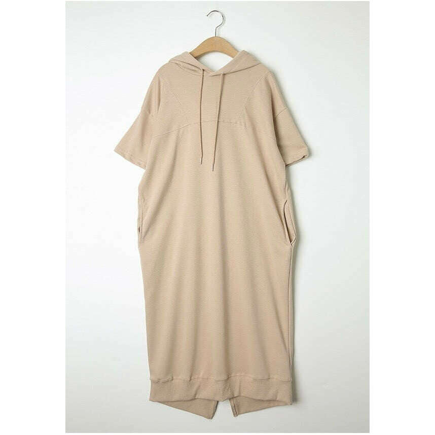 MUMMY.cc:Hood back slit dress