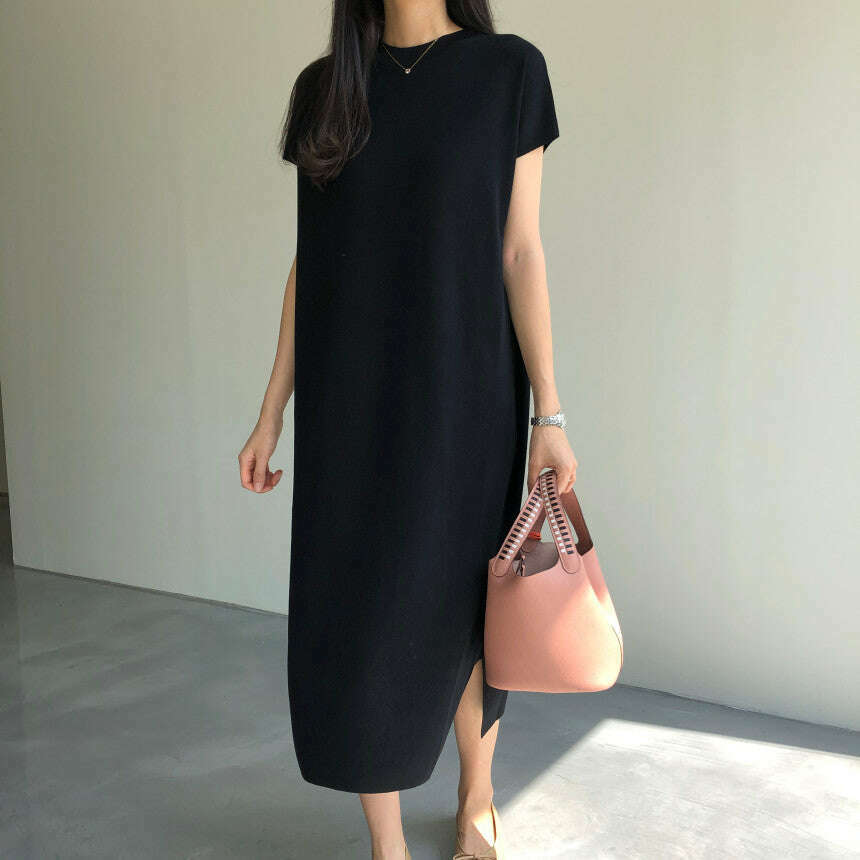 MUMMY.cc:純色圓領夏季針織側開衩連身裙