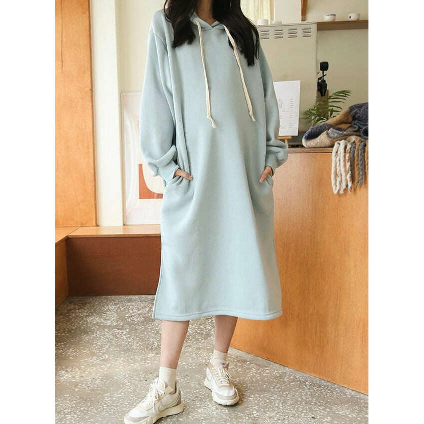 MUMMY.cc:柔軟連帽內絨連身裙