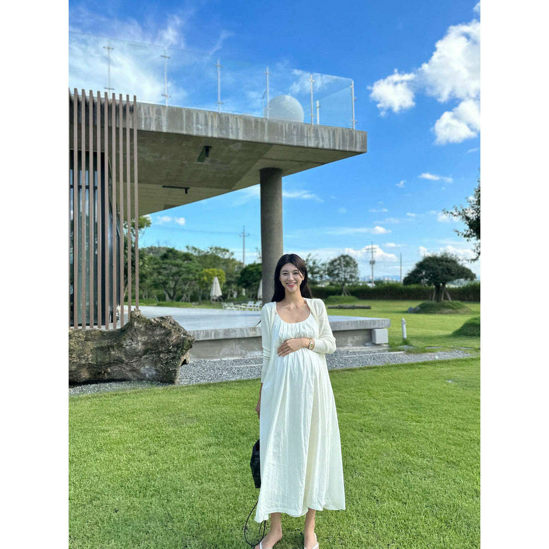 MUMMY.cc:吊帶度假風連身裙