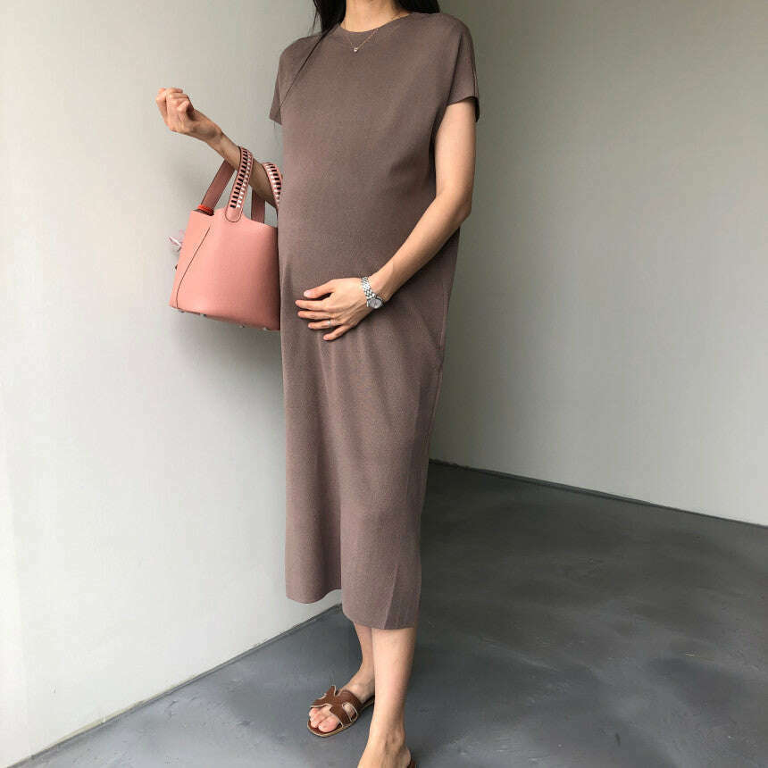 MUMMY.cc:純色圓領夏季針織側開衩連身裙