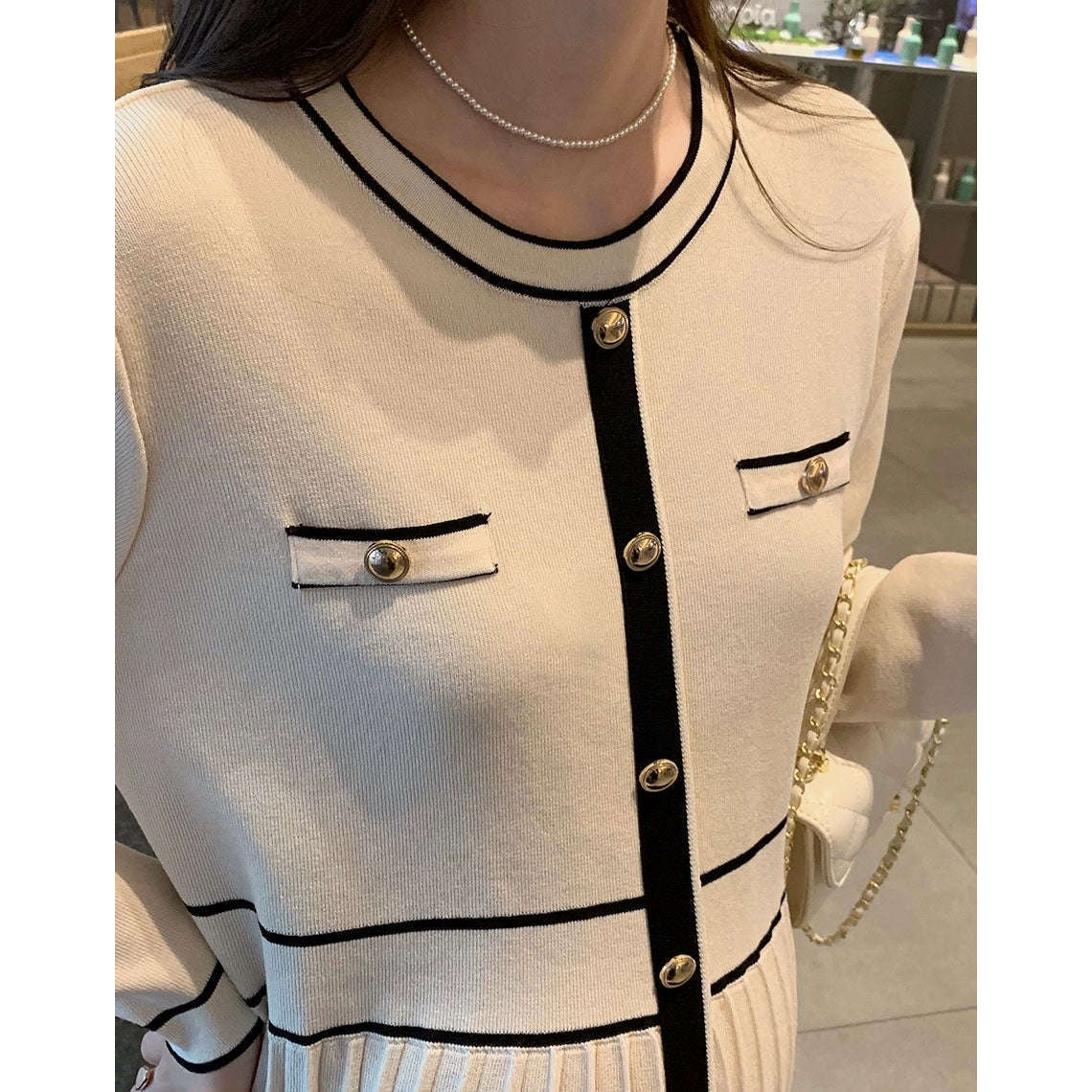MUMMY.cc:圓領拼色金鈕扣褶褶針織裙