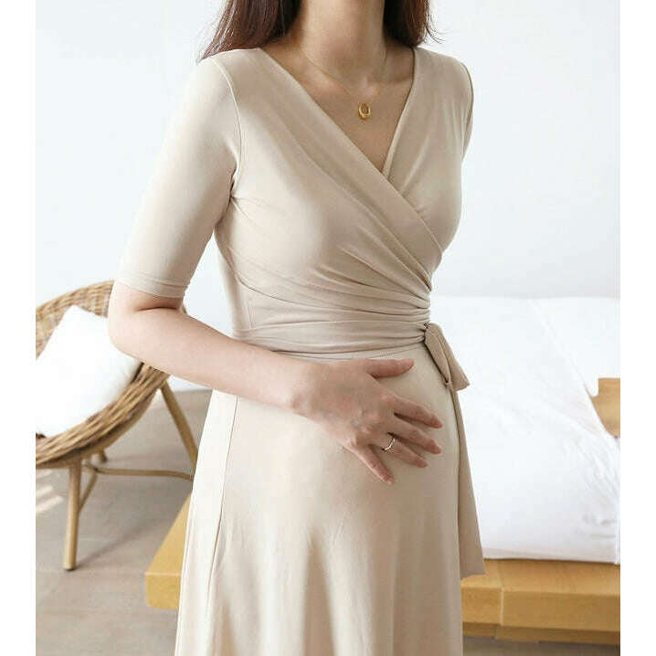 MUMMY.cc:孕婦包裹短袖柔滑修長連身裙