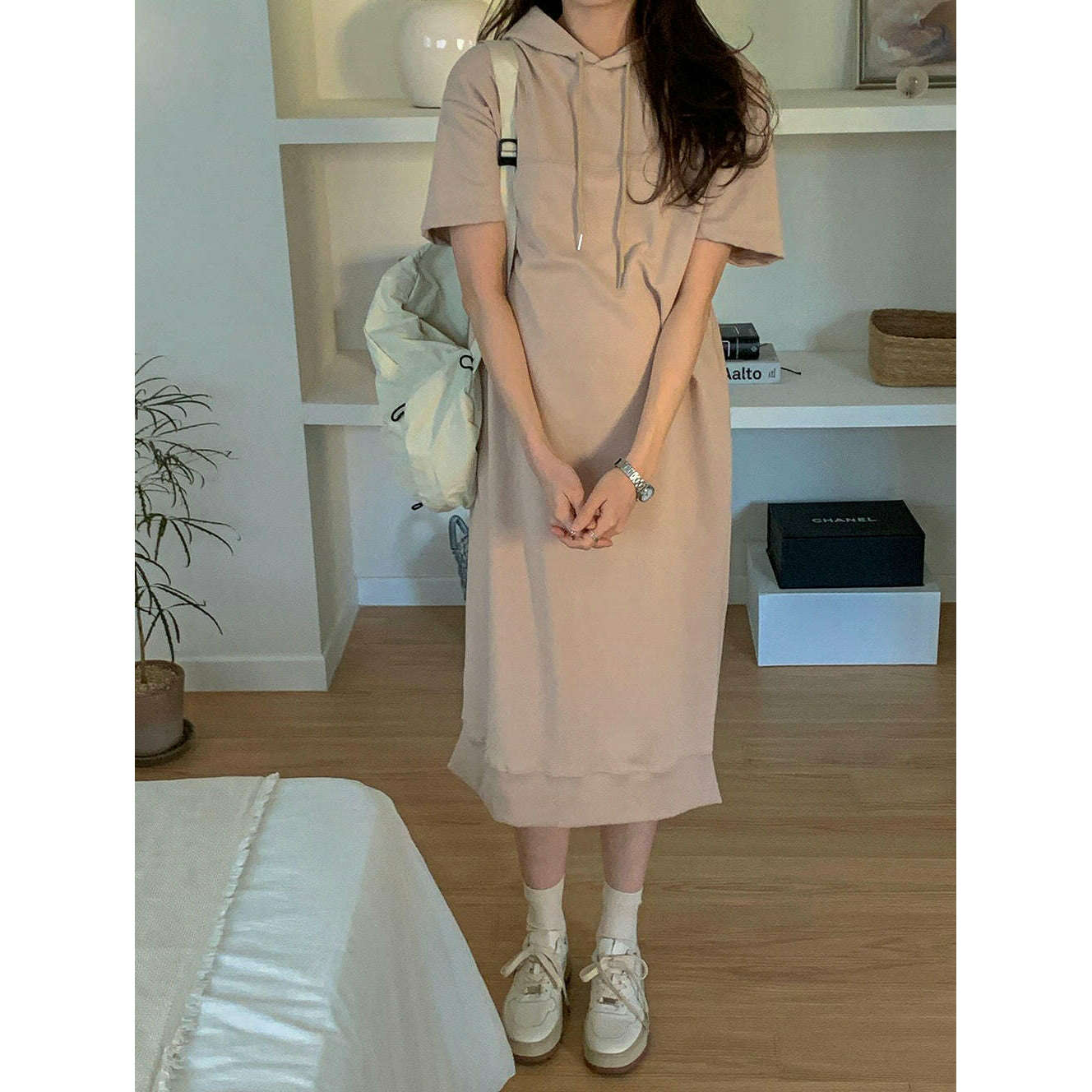MUMMY.cc:Hood back slit dress