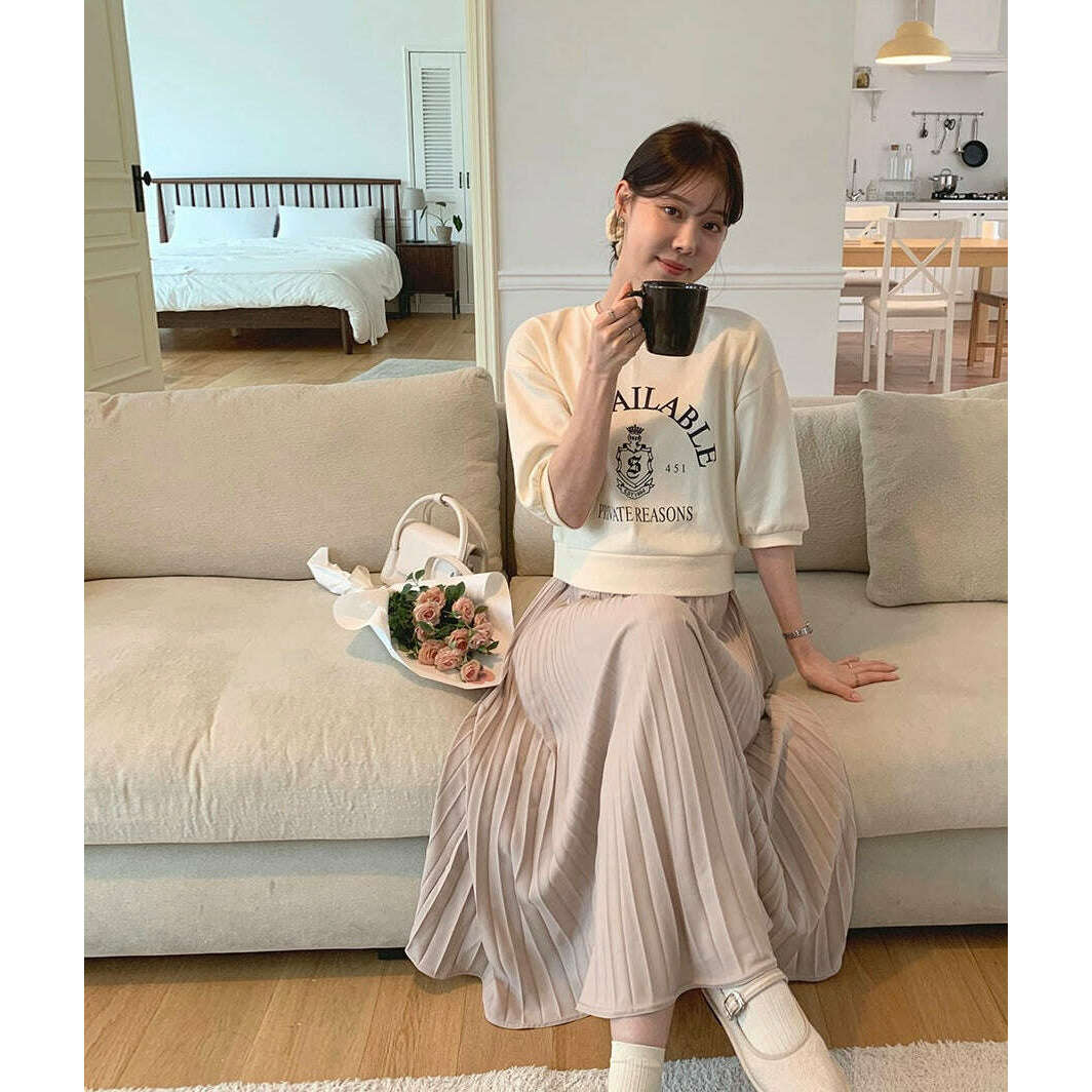 MUMMY.cc:春季新款中袖印花百褶連身裙