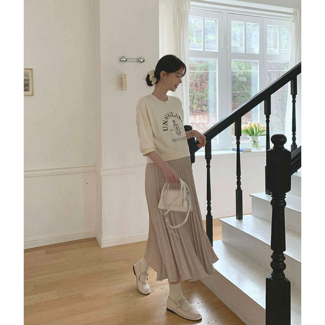 MUMMY.cc:春季新款中袖印花百褶連身裙