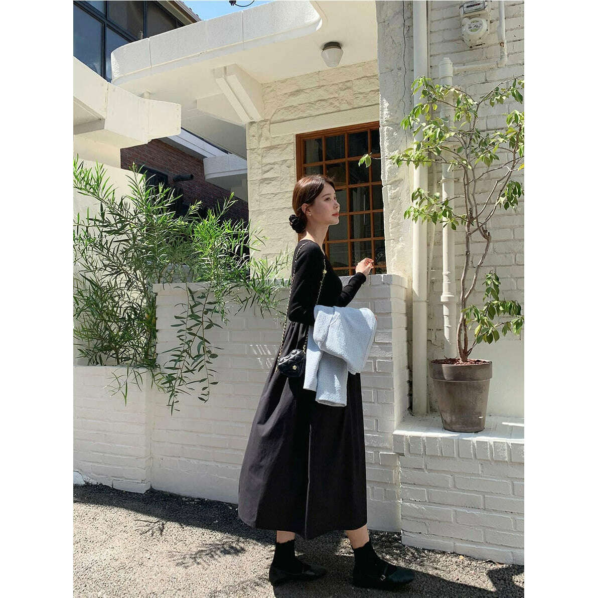 MUMMY.cc:秋季孕婦心領百搭連身裙
