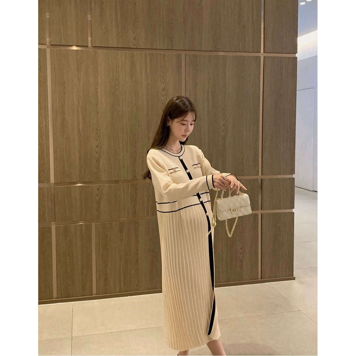 MUMMY.cc:圓領拼色金鈕扣褶褶針織裙