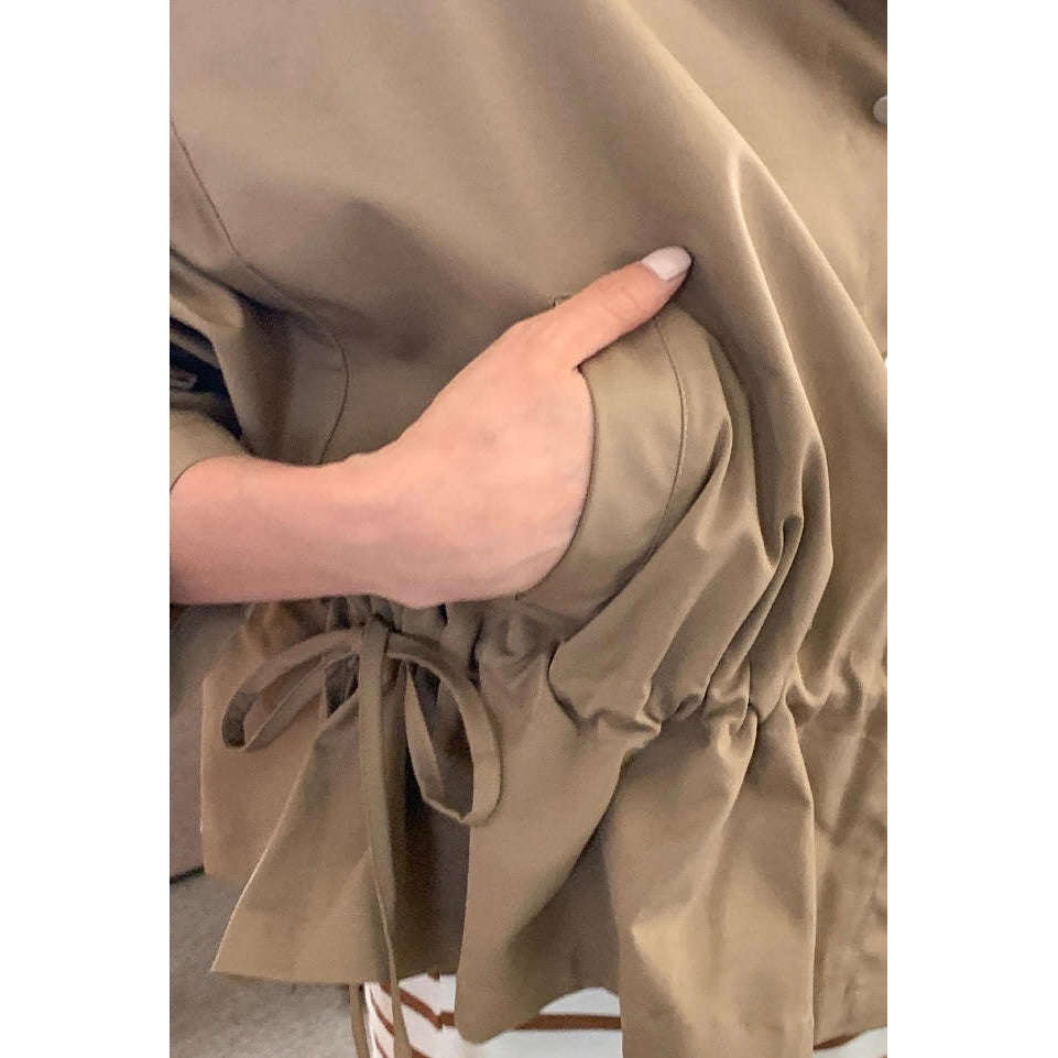 MUMMY.cc:秋季防風繫帶輕盈Jacket