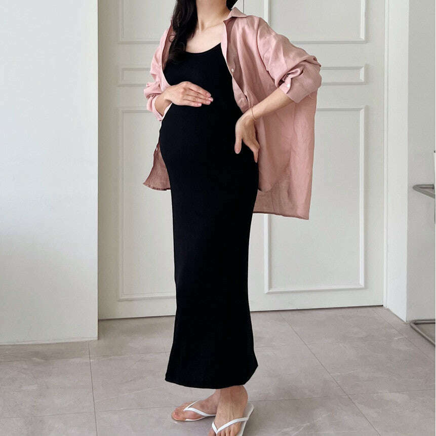 MUMMY.cc:春夏修身羅紋吊帶後開衩連身裙