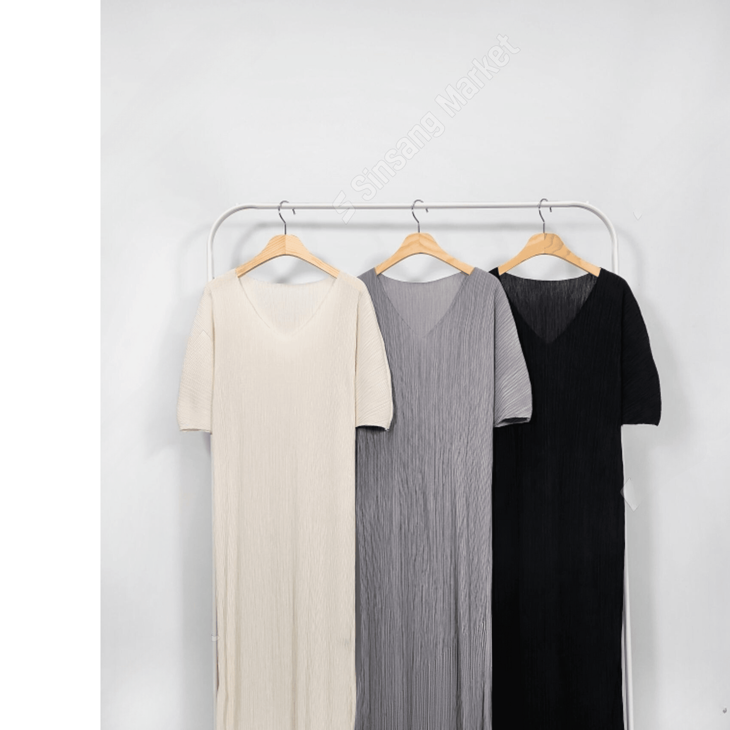 MUMMY.cc:落肩褶褶v領連身裙