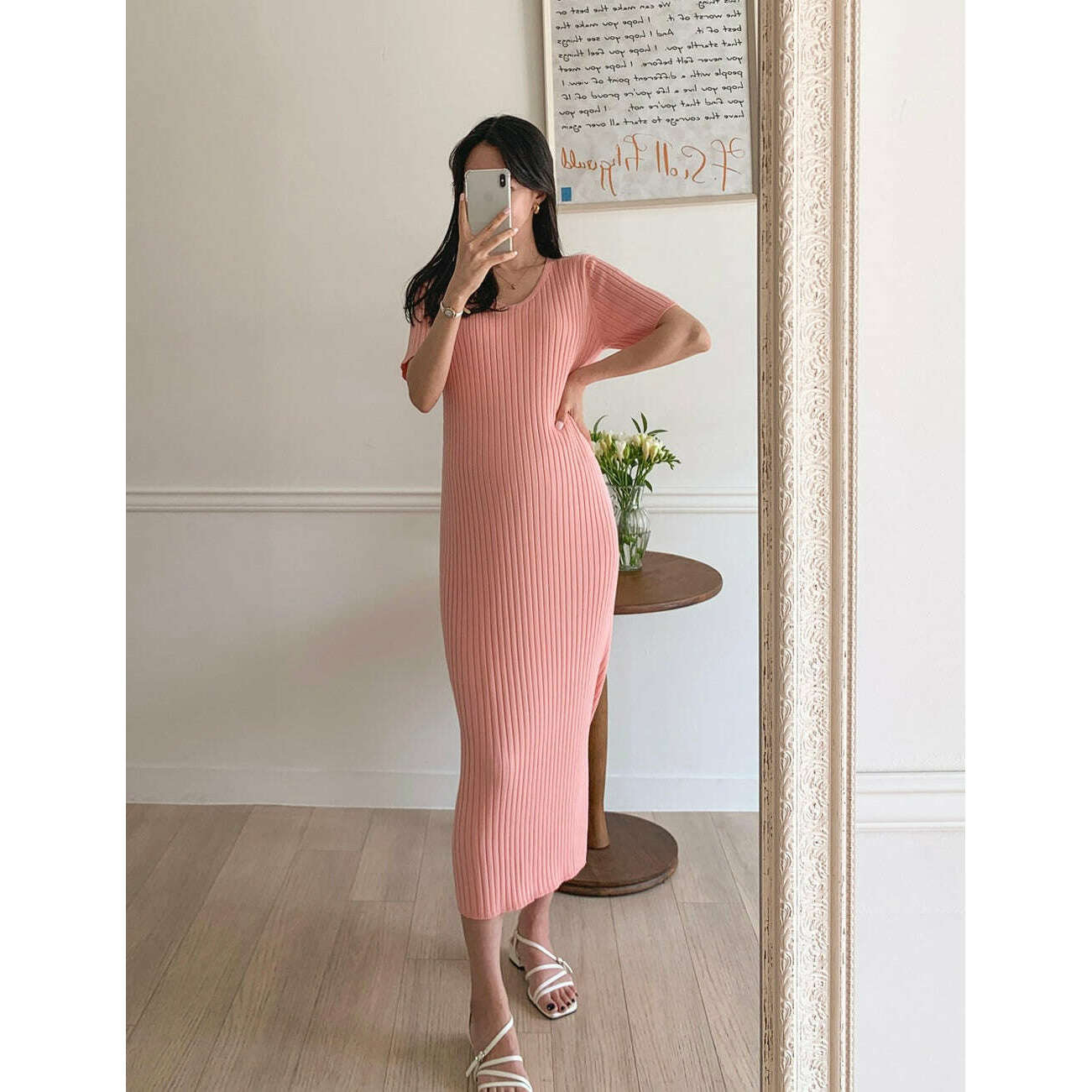 MUMMY.cc:高貴優雅針織綁帶連身裙