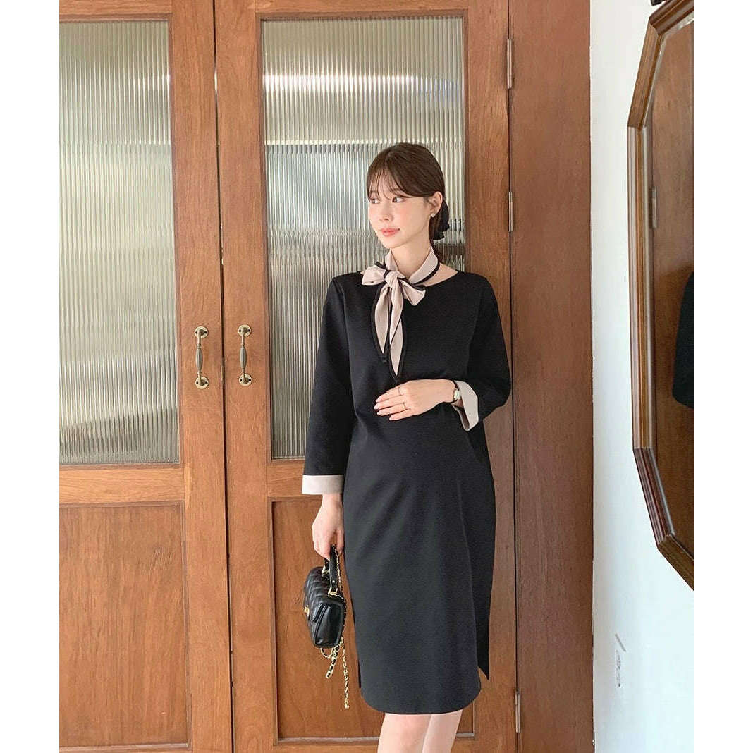 MUMMY.cc:簡約撞色帶方巾連身裙